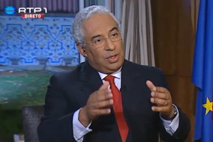 António Costa bate Passos Coelho