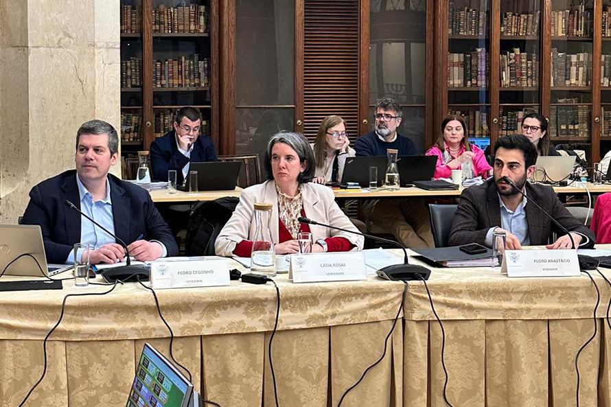 Vereadores do PS exigem responsabilidades pelo acidente no Elevador da Glória