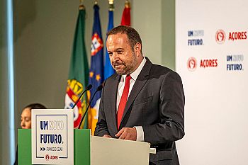 Francisco César apresenta moção à liderança do PS/Açores