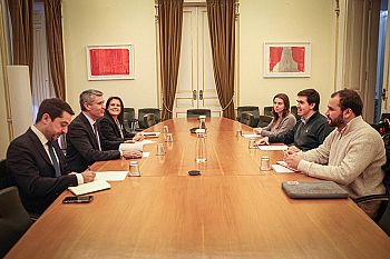 José Luís Carneiro recebeu Federação Académica do Porto reforçando “diálogo aberto” sobre problemas dos estudantes