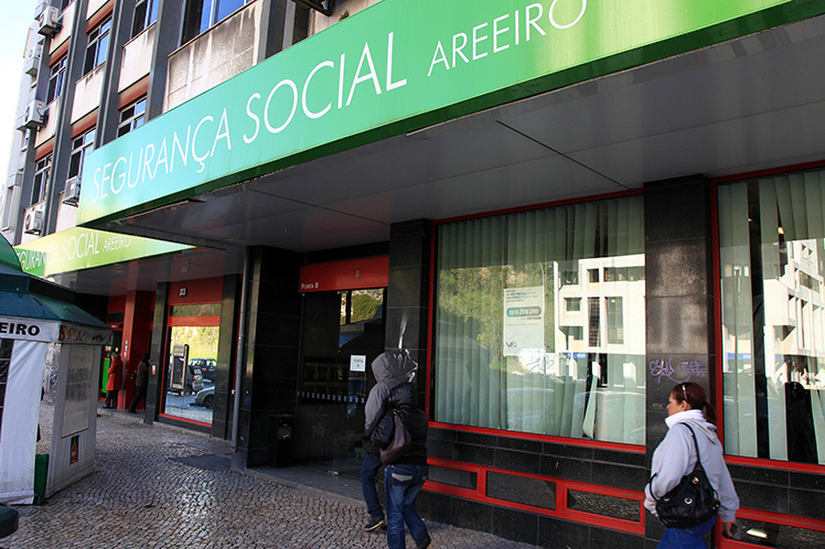 Respostas de Passos Coelho não satisfazem