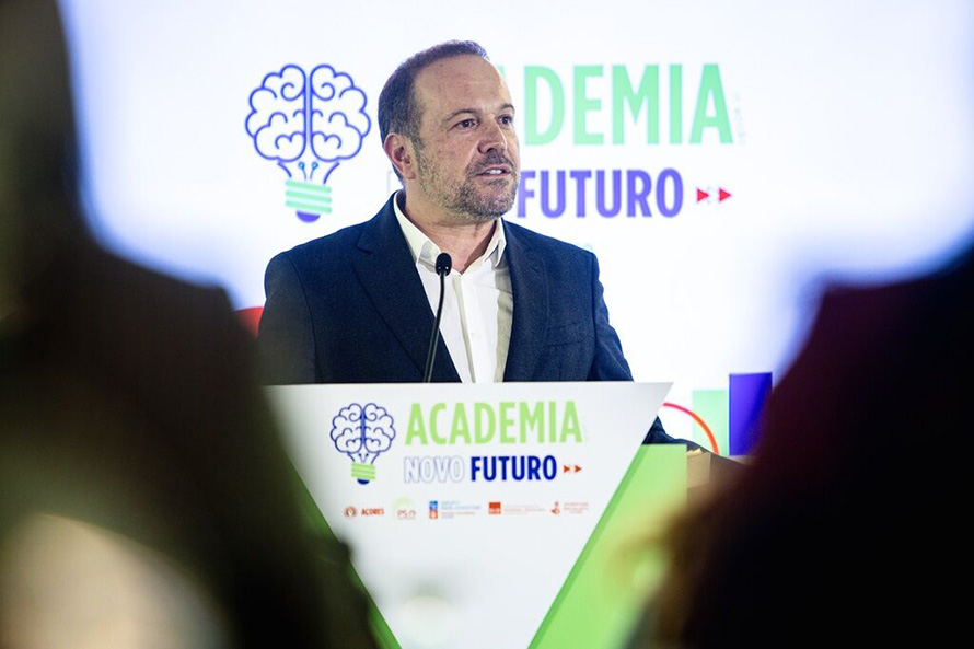 Francisco César rejeita privatização “oportunista” de empresas cruciais para a Região