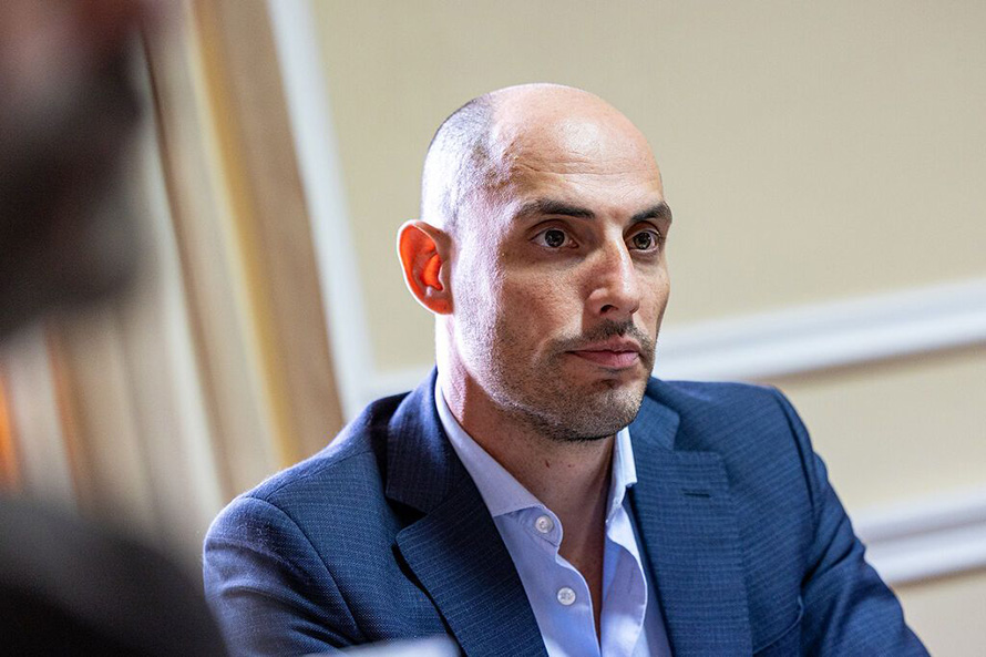 PS/Açores alerta para novo recorde da dívida regional de 3,6 mil milhões de euros