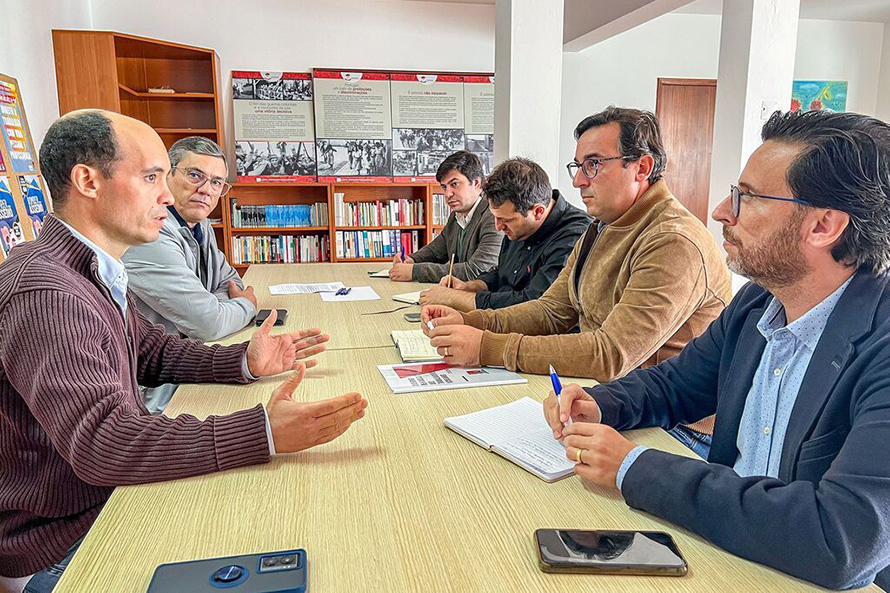 PS/Açores não aceita “retrocesso nos direitos dos trabalhadores proposto pelo Governo”