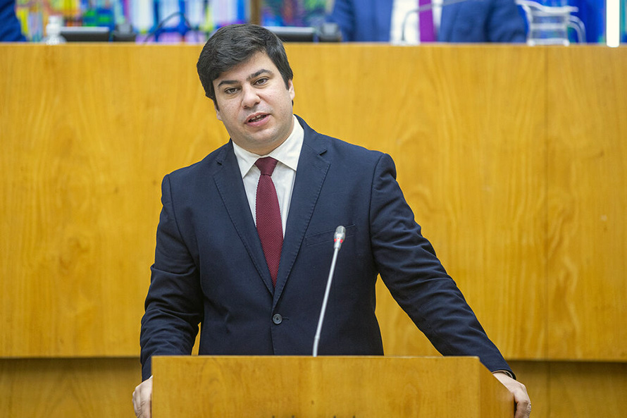 Socialistas alertam para agravamento das listas de espera, falta de transparência e ausência de estratégia na Saúde