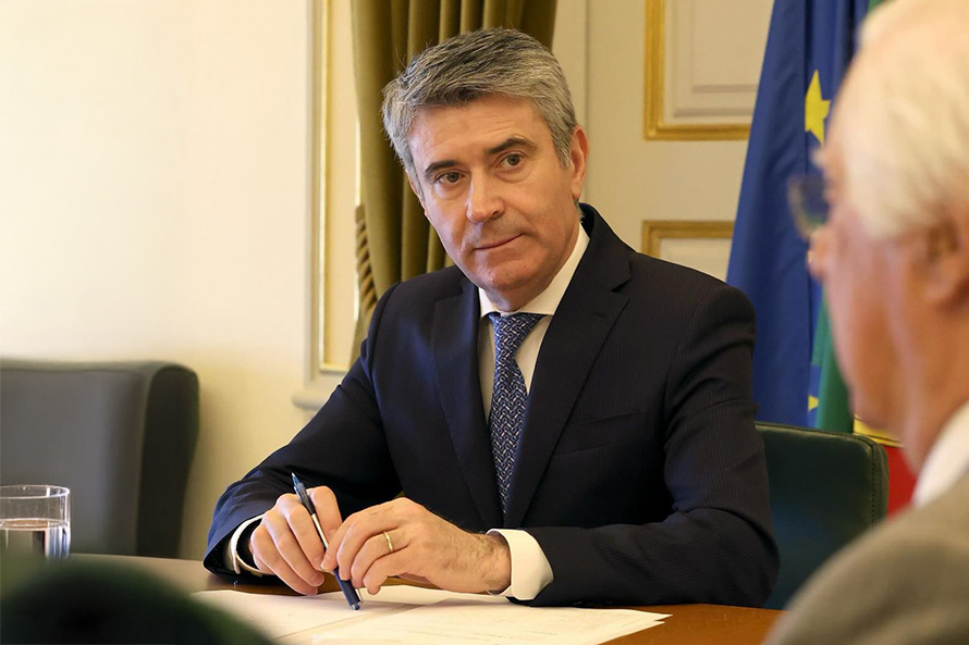 Secretário-Geral do PS alerta para efeitos duradouros da guerra e quer “plano de mitigação” na economia