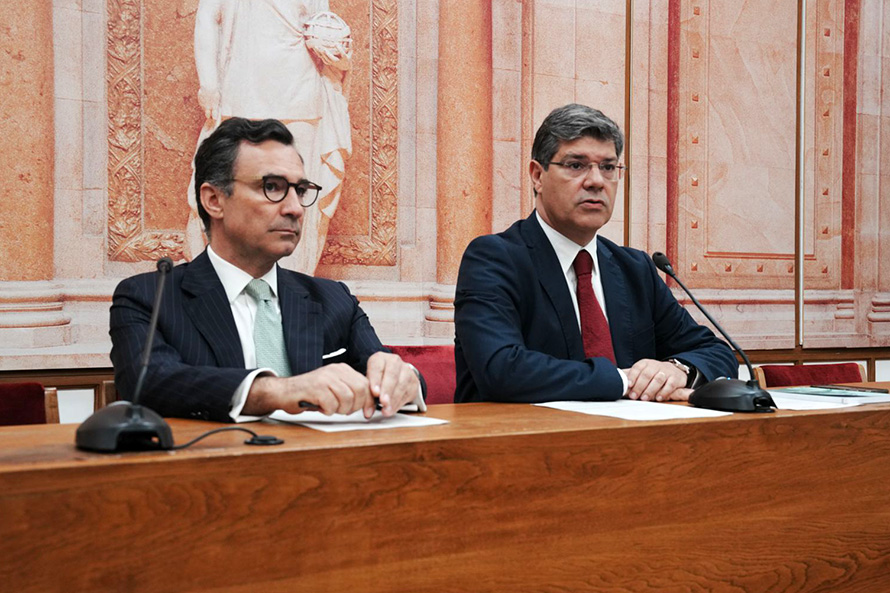 Requerimento do PSD e do Chega viola a Constituição de forma grosseira