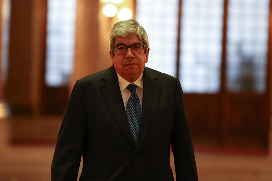 Atual presidente da AR “faltou à verdade” sobre procedimento de revisão constitucional