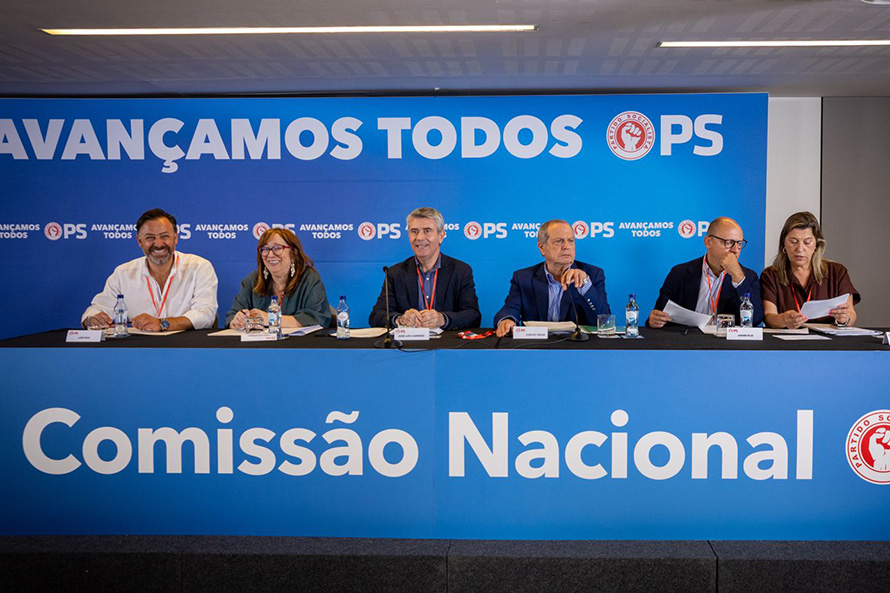 José Luís Carneiro anuncia para breve revisão dos estatutos em processo que será “muito participado”