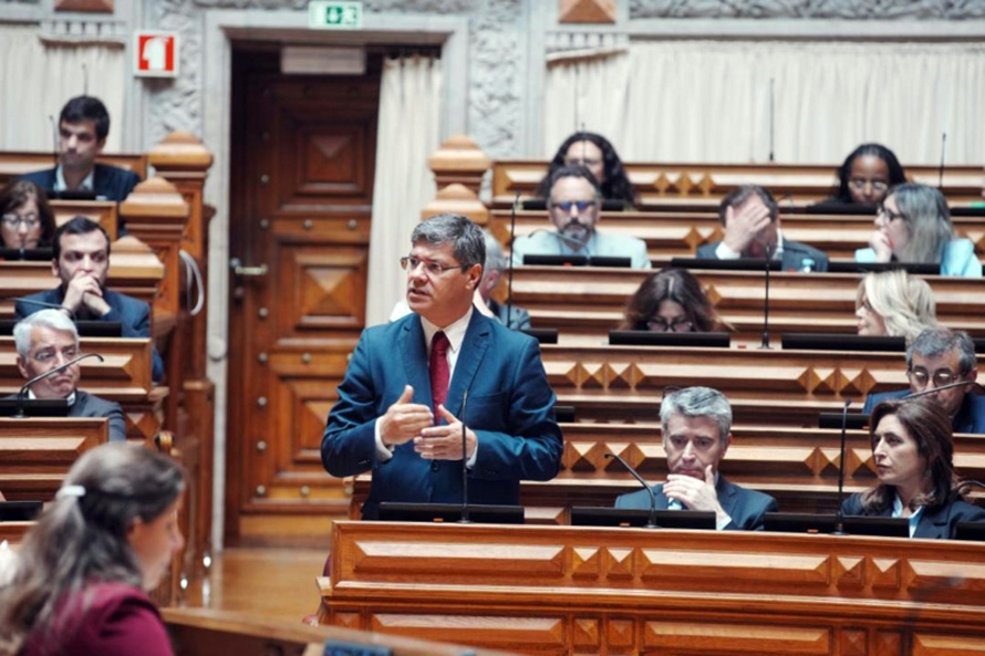 PS agenda debate de urgência sobre custo de vida devido à inércia do Governo