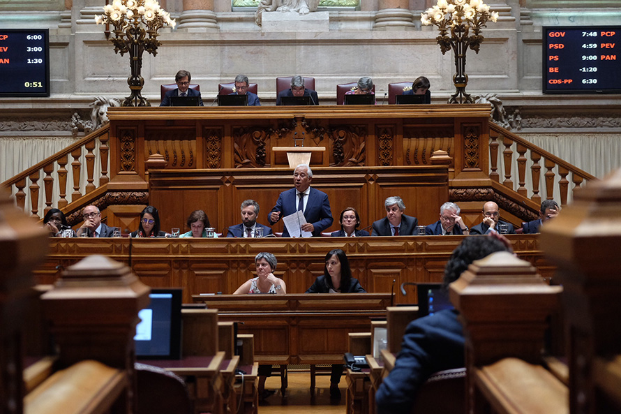 Governo congratula-se com libertação dos portugueses mas mantém preocupação