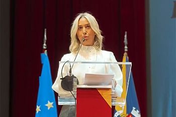 Isabel Ferreira toma posse e promete concelho “inovador e criativo”