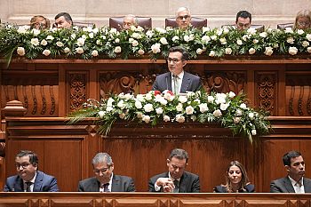 Partido Socialista apela a que democratas exijam a verdade histórica