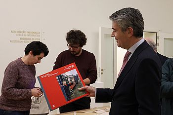 José Luís Carneiro afirma “honra e orgulho” de todos os socialistas na celebração de Mário Soares