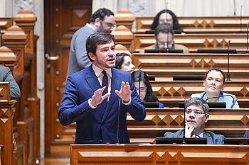 Governo encaixa o pagamento do IUC com uma mão para poder reembolsar o IRS com a outra