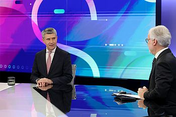 “O PS está preparado para servir o país”