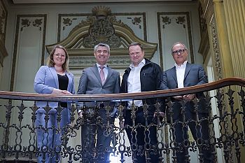 PS e SPD alemão alinham posições sobre futuro da União Europeia